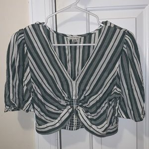 American Eagle o-ring striped smocked top